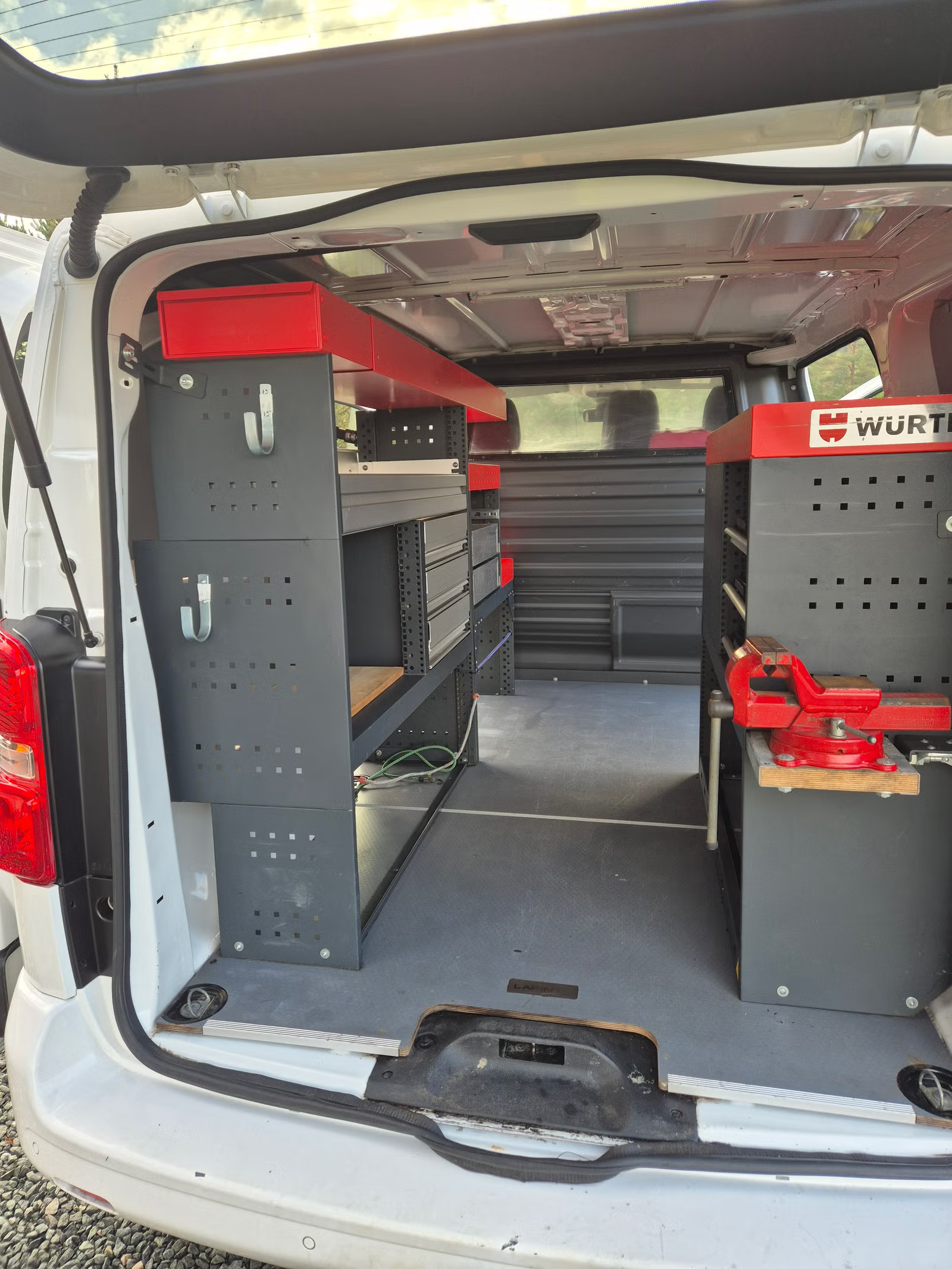 Peugeot Expert Traveller 2020 18