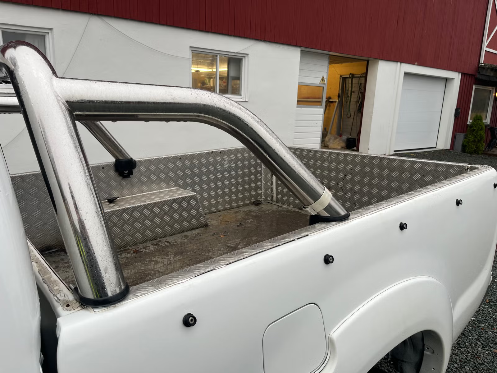 Toyota HiLux 2010 13