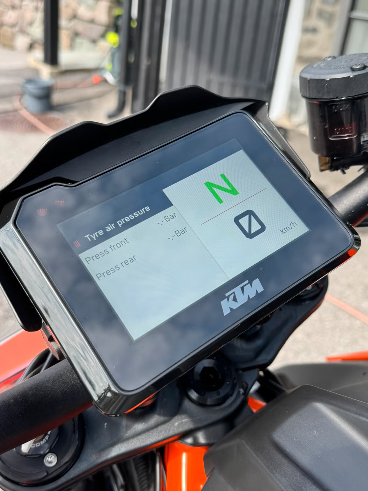 KTM 1290 Super Duke R 2020 27