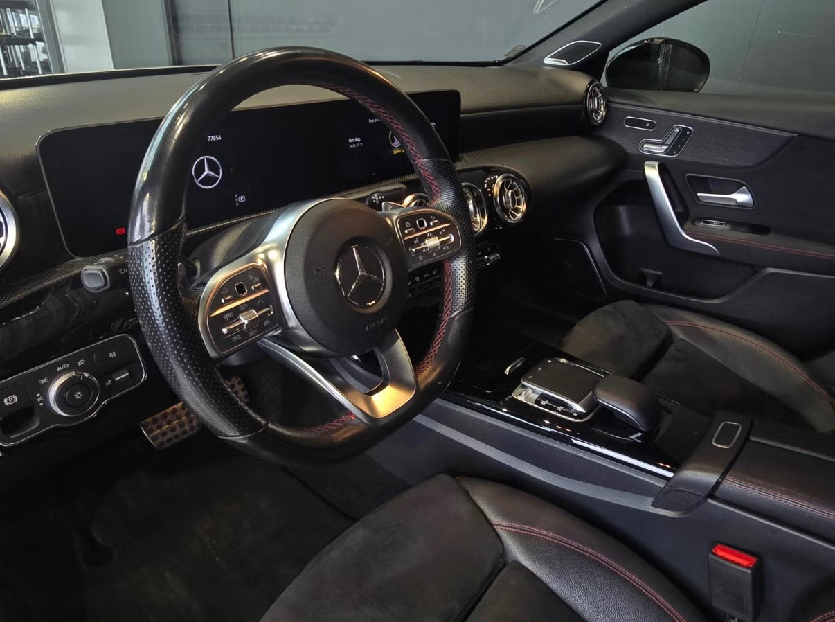 Mercedes-Benz A200 Sedan (AMG) 2019 8