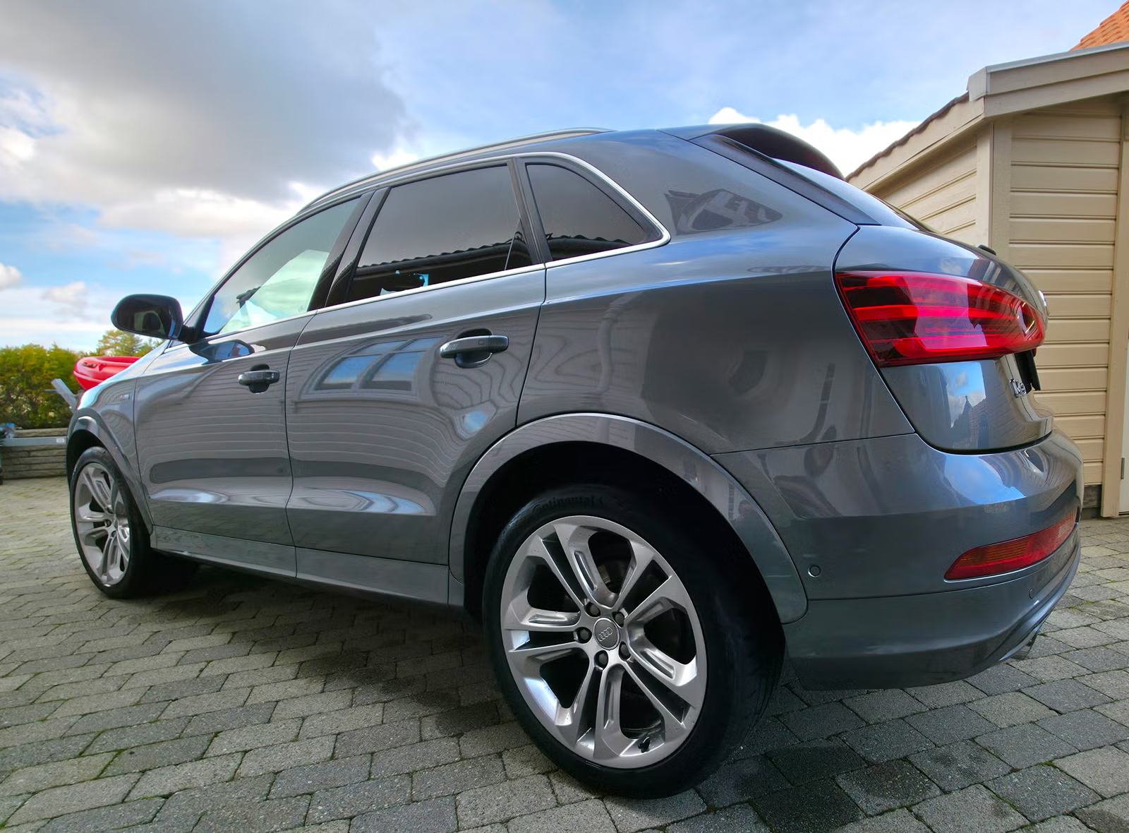 Audi Q3 2013 5