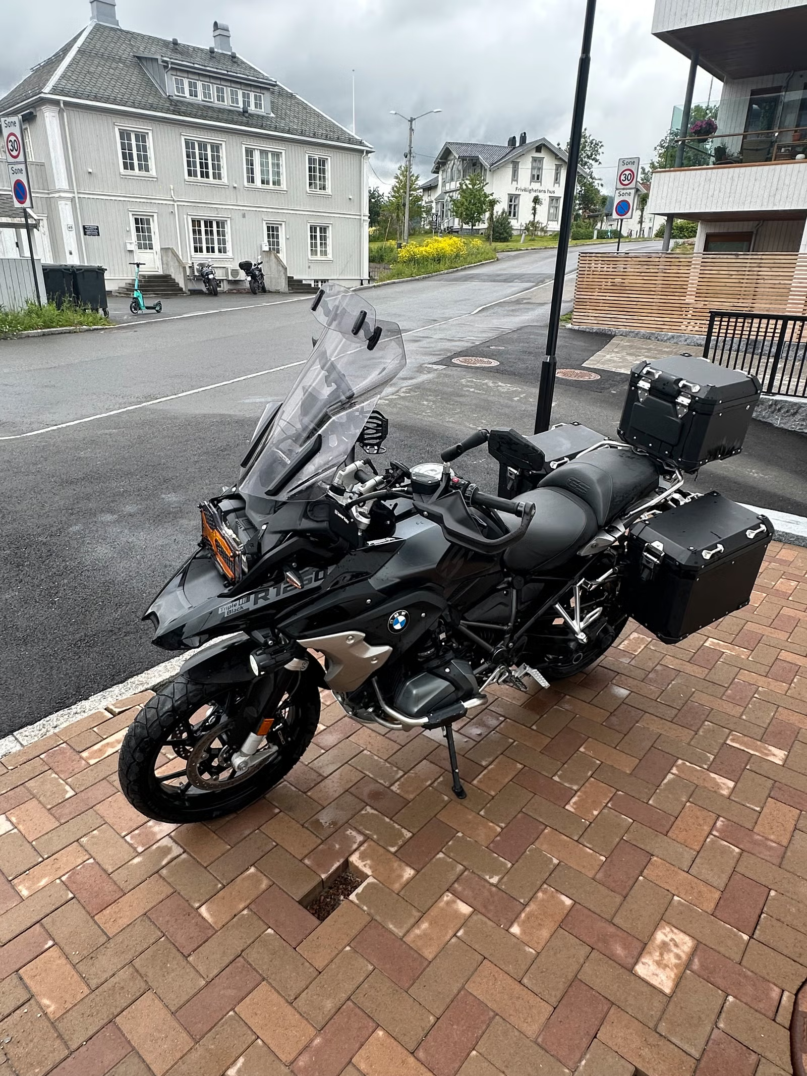 BMW R 1250 GS Triple Black 2022 10