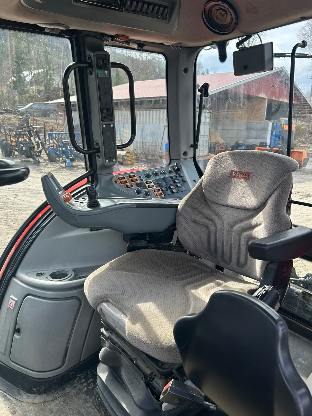 Valtra T202D 2011 15