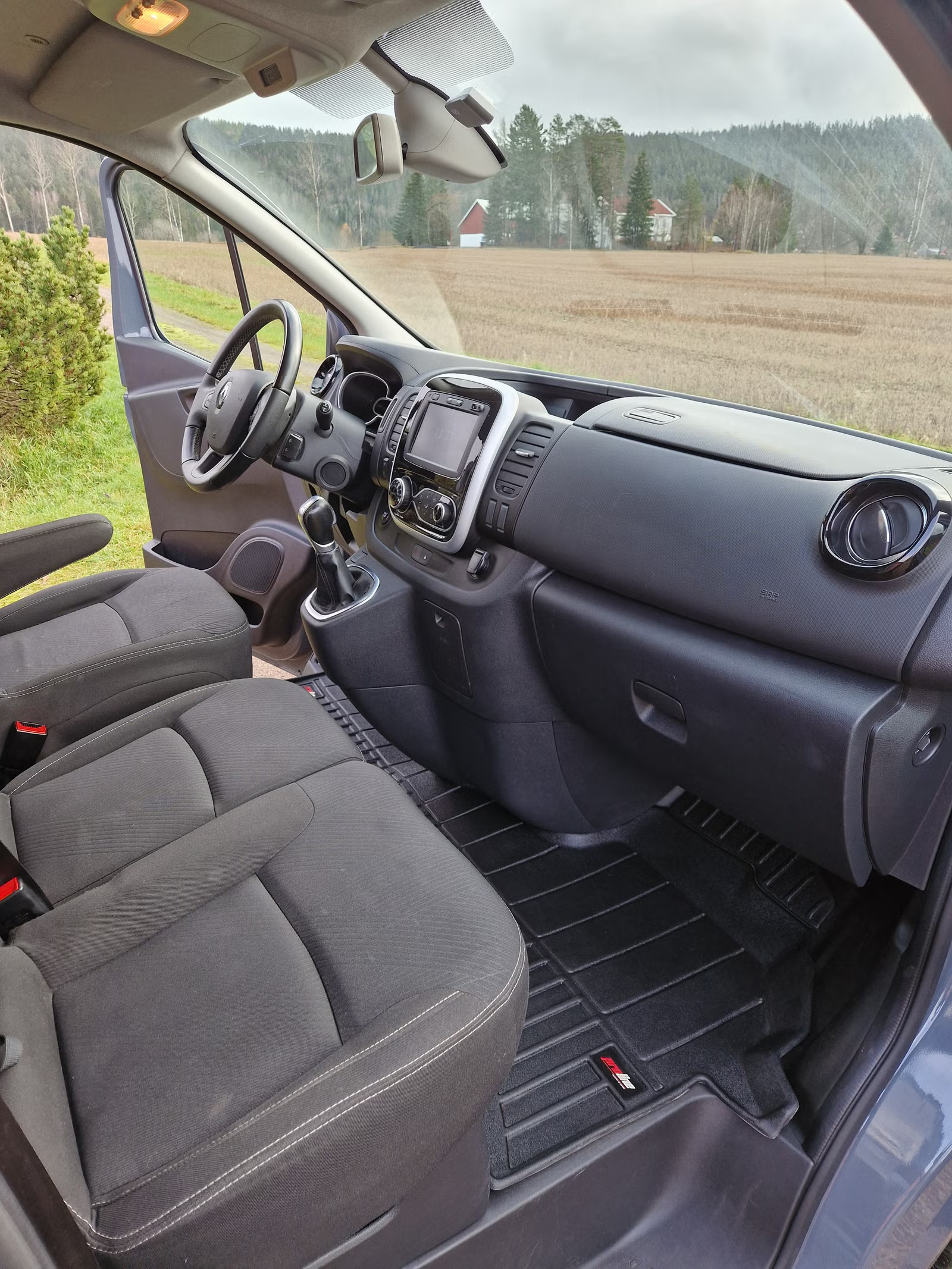 Renault Trafic 2020 4