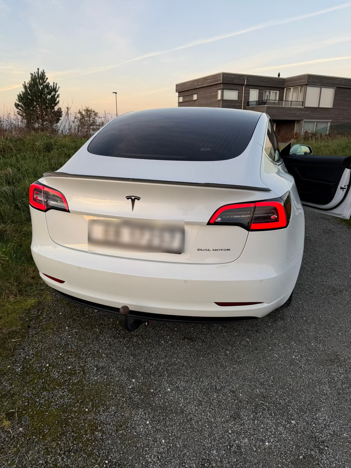 Tesla Model 3 Long Range AWD 2019 16