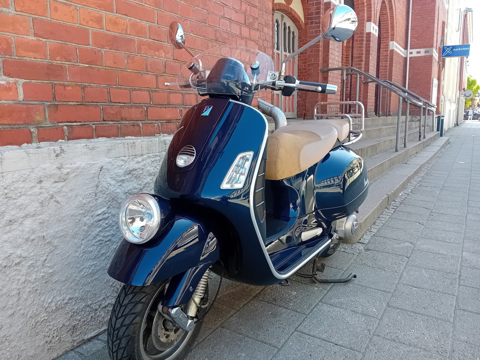 Vespa GTV125, Navy, Jubileumsmodell 2009 1