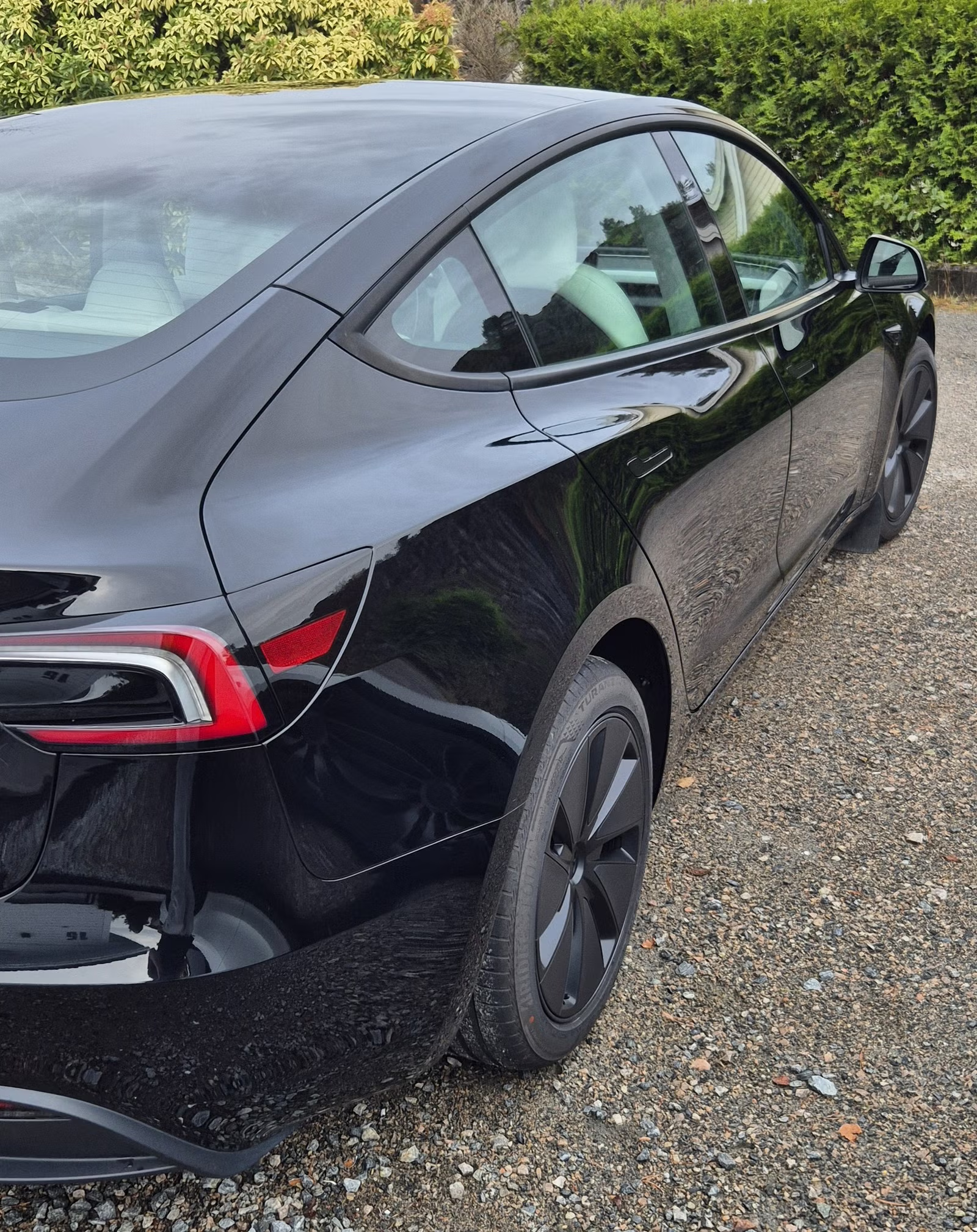 Tesla Model 3 2024 8