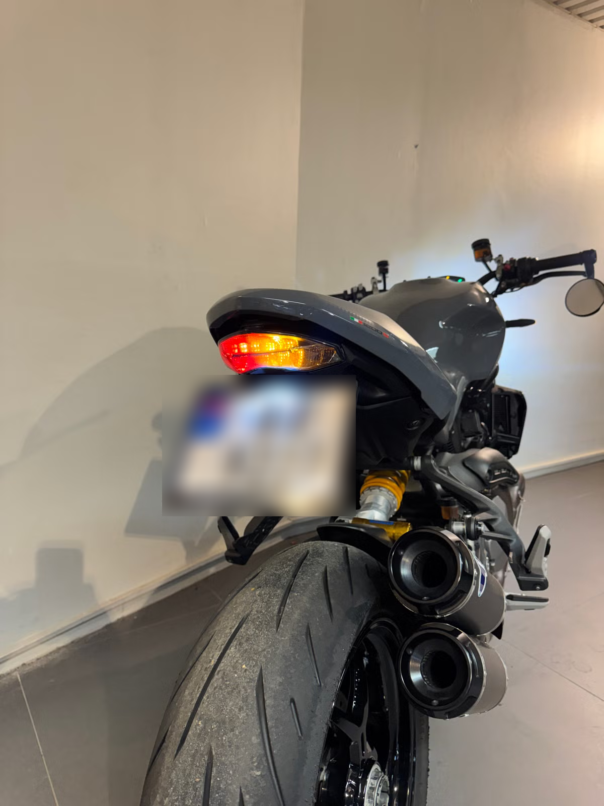 Ducati Monster 1200S 2017 8