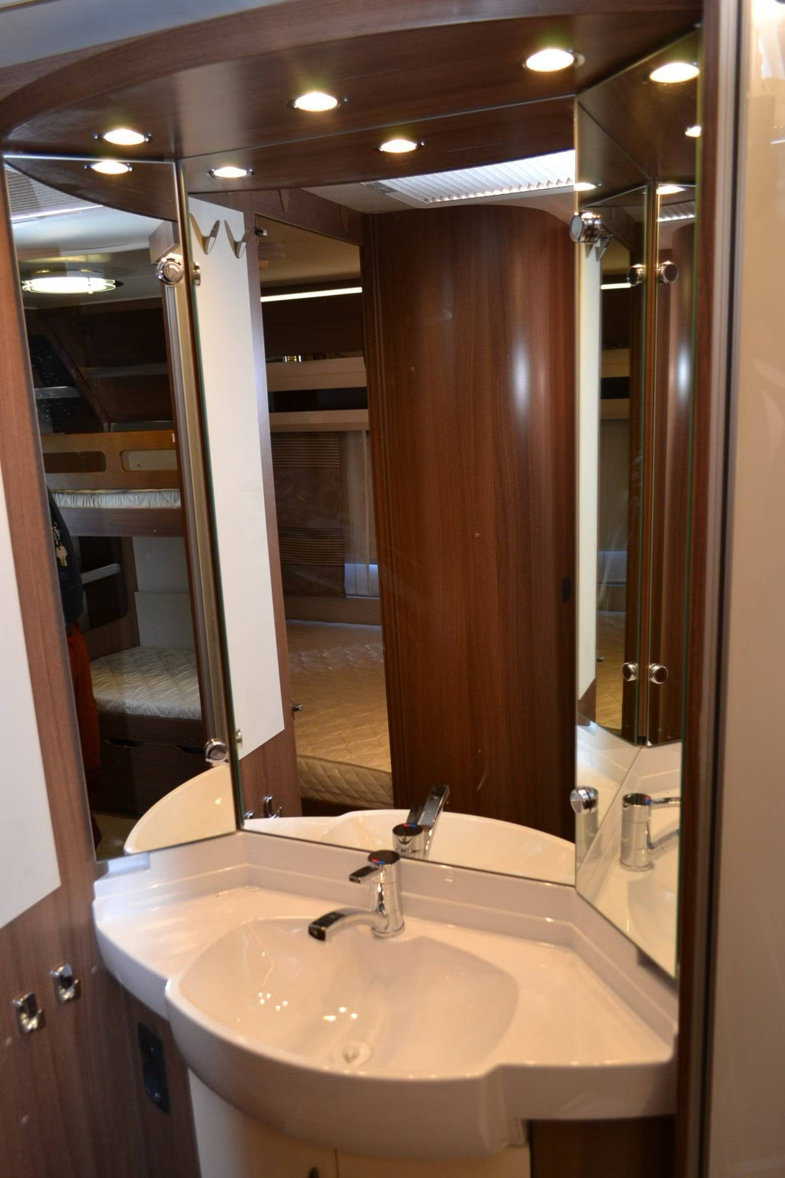 Hobby 720 KWFU Prestige 2020 12