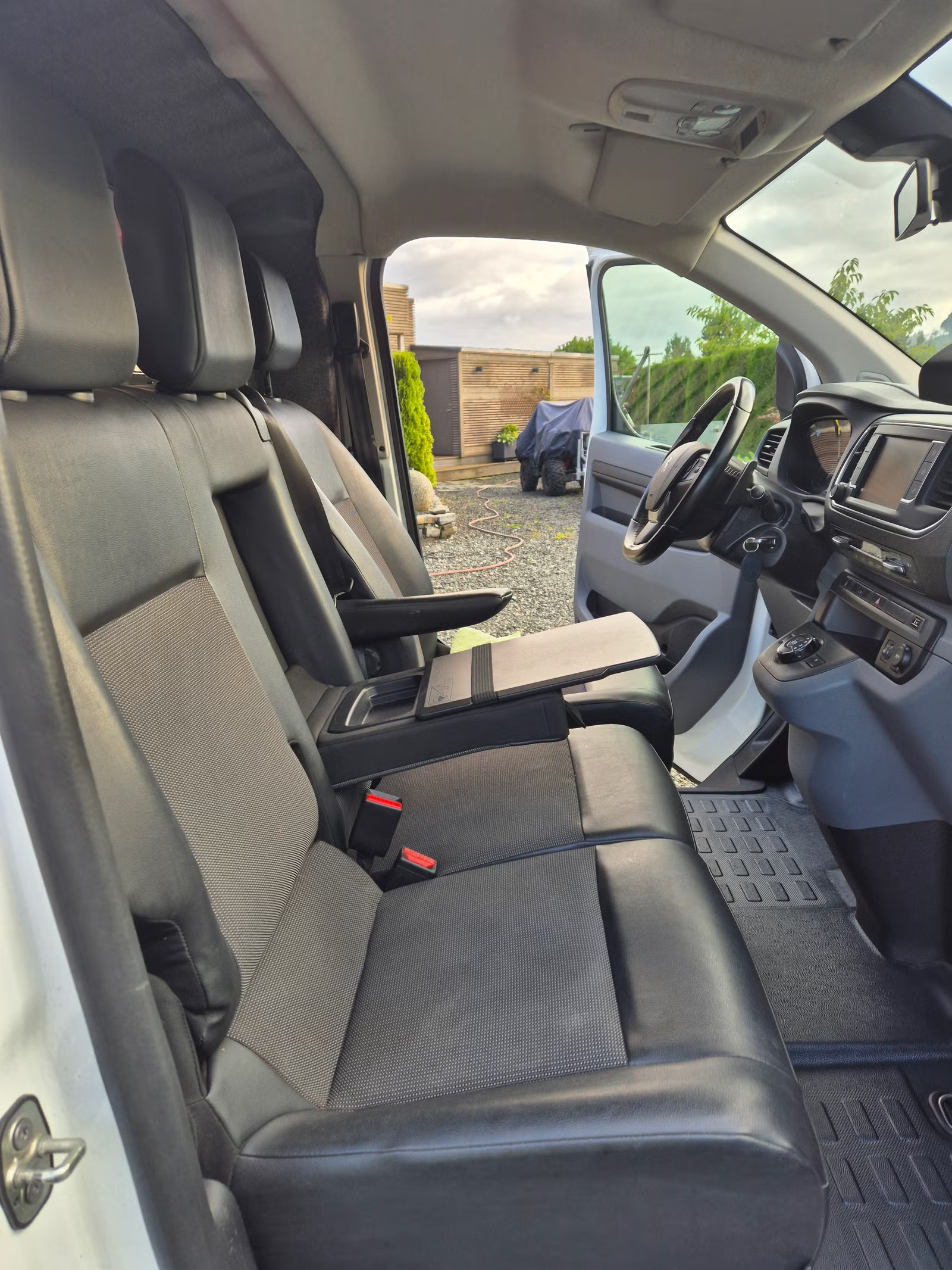 Peugeot Expert Traveller 2020 2