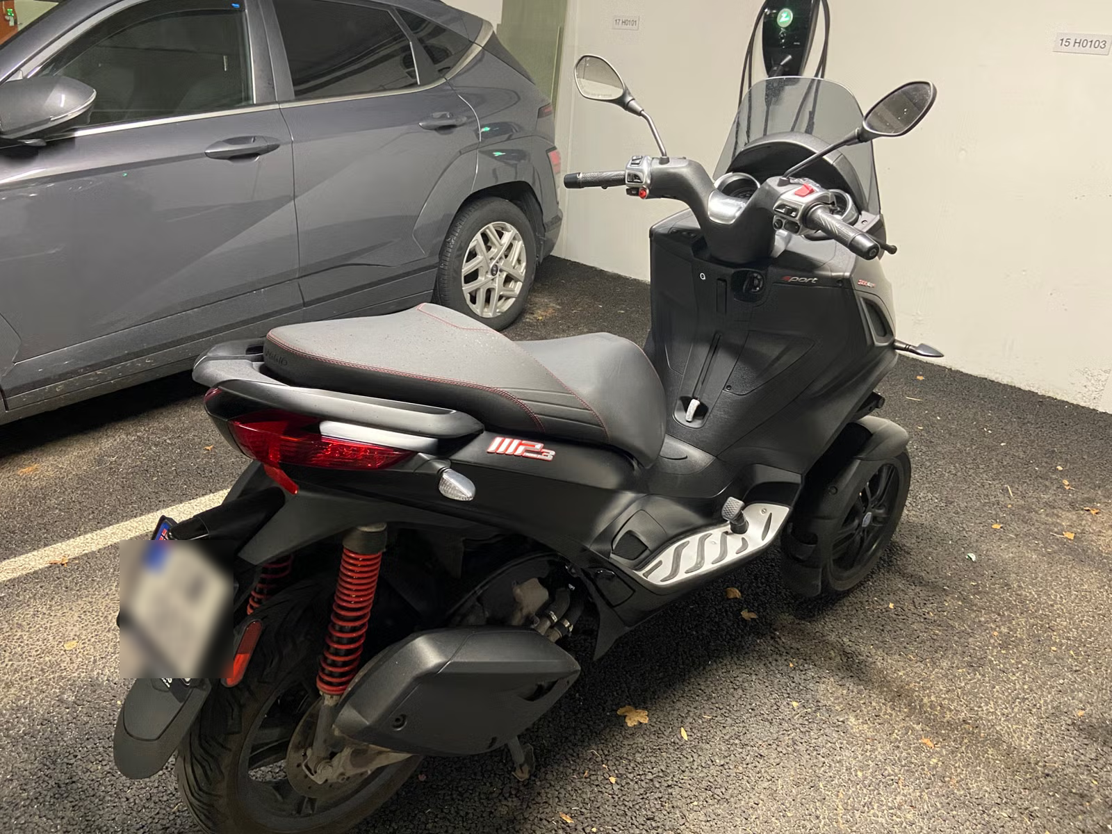 Piaggio MP3 300 HPE 2021 6