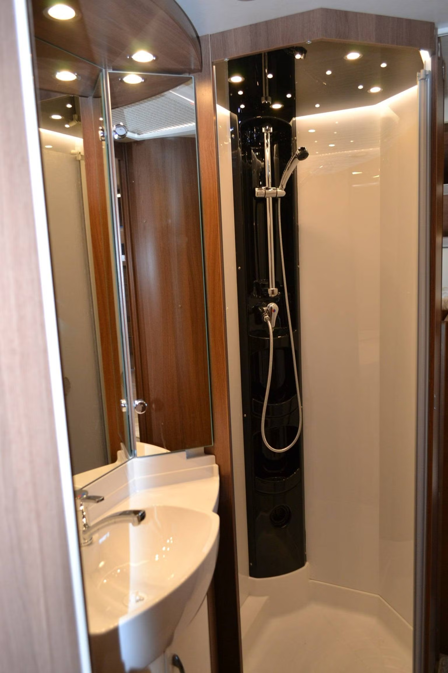 Hobby 720 KWFU Prestige 2020 19