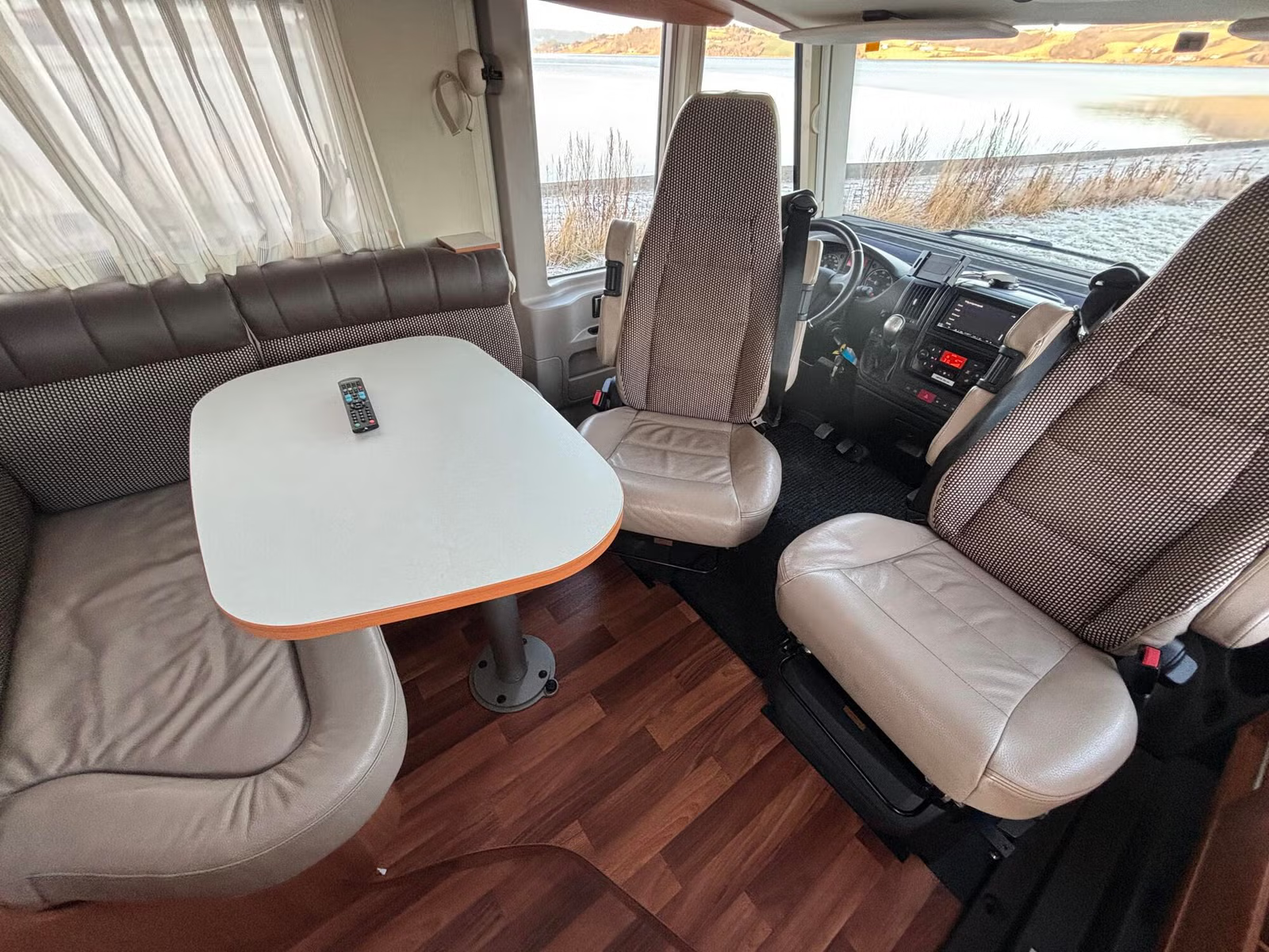 Hymer Exsis 588 2014 4