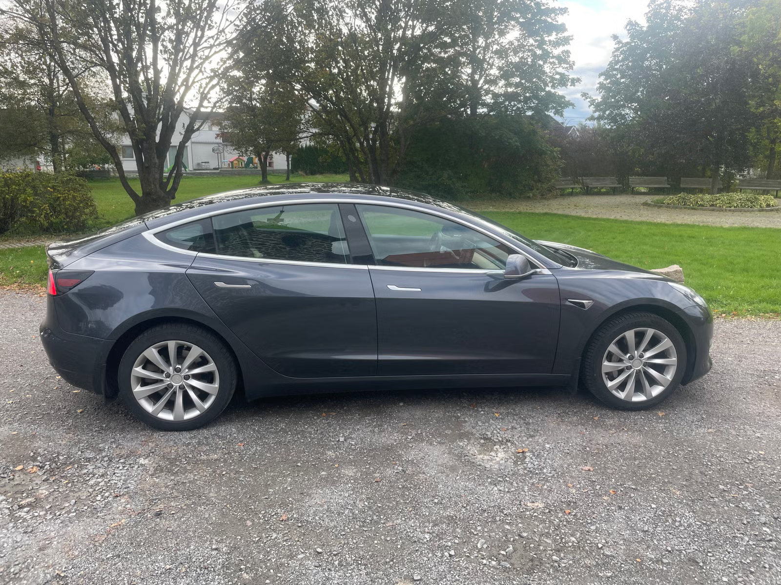 Tesla Model 3 2019 6