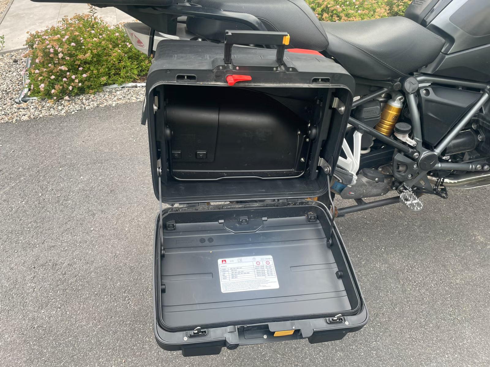 BMW R 1250 GS Triple Black 2021 31