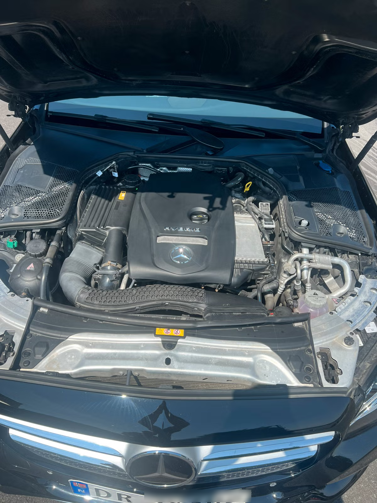 Mercedes-Benz C350e 2016 22