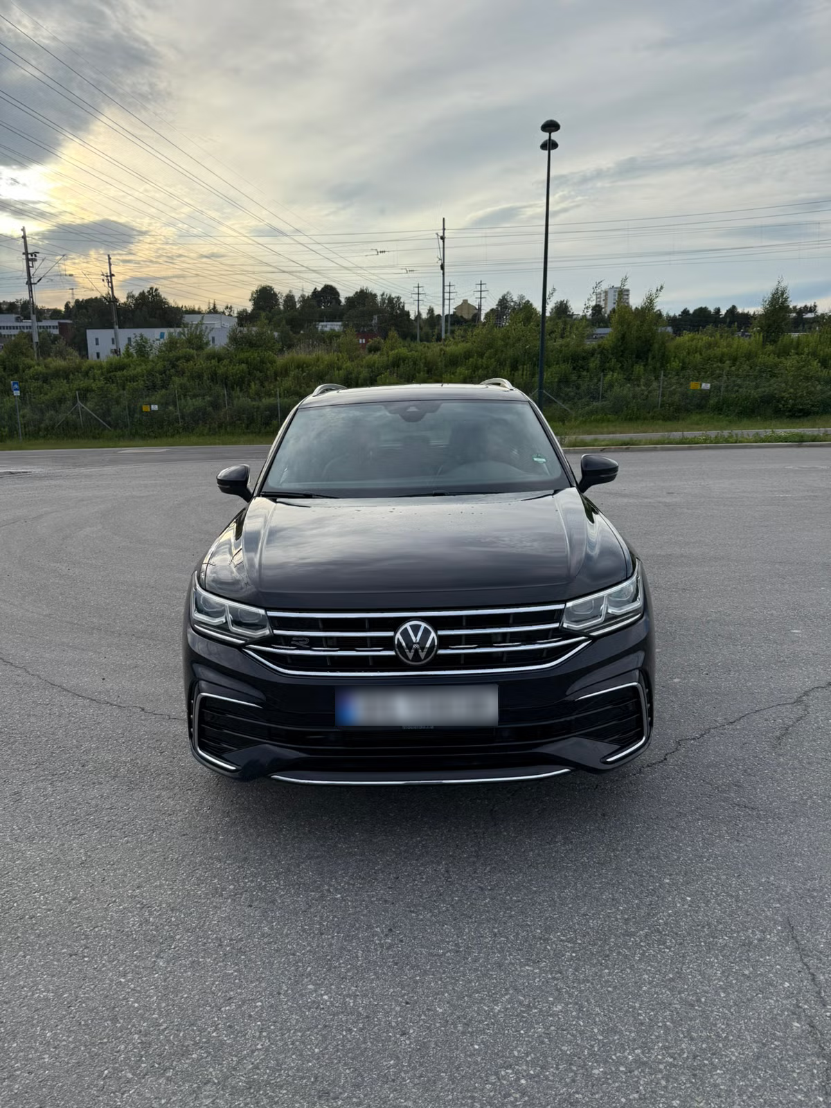 Volkswagen Tiguan eHybrid R-Line 2023 1