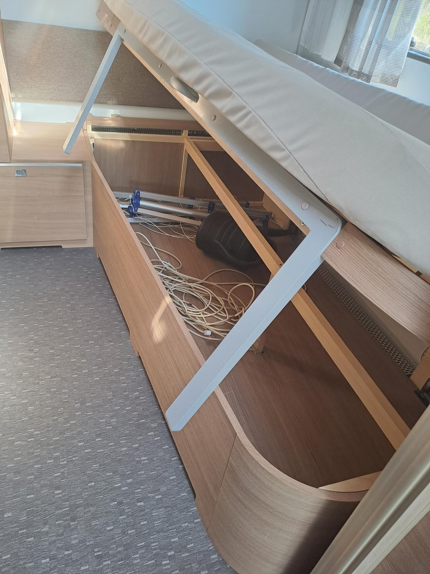 Adria Adora 593 UK 2019 9