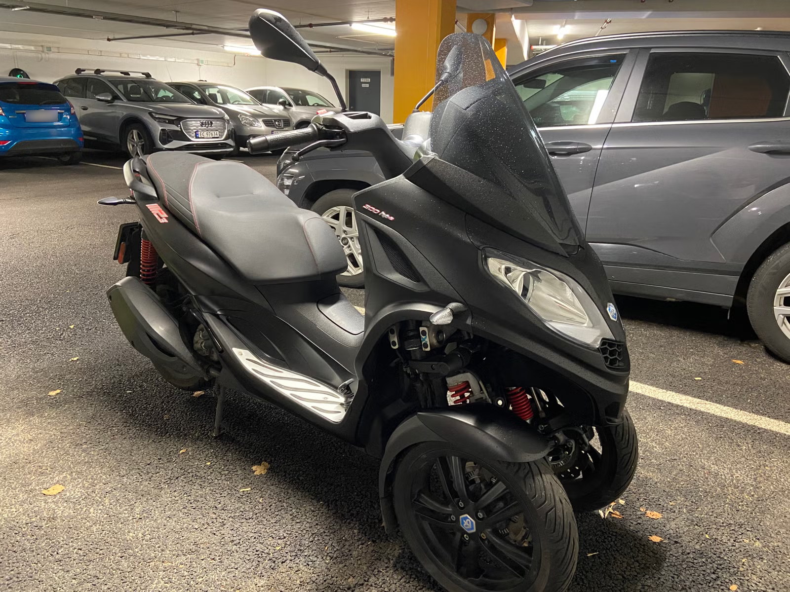 Piaggio MP3 300 HPE 2021 1