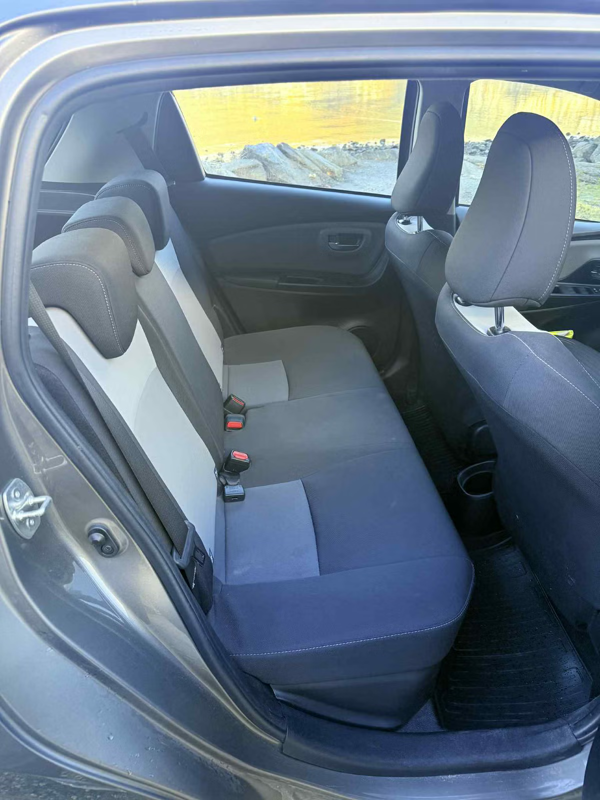 Toyota Yaris 2017 16