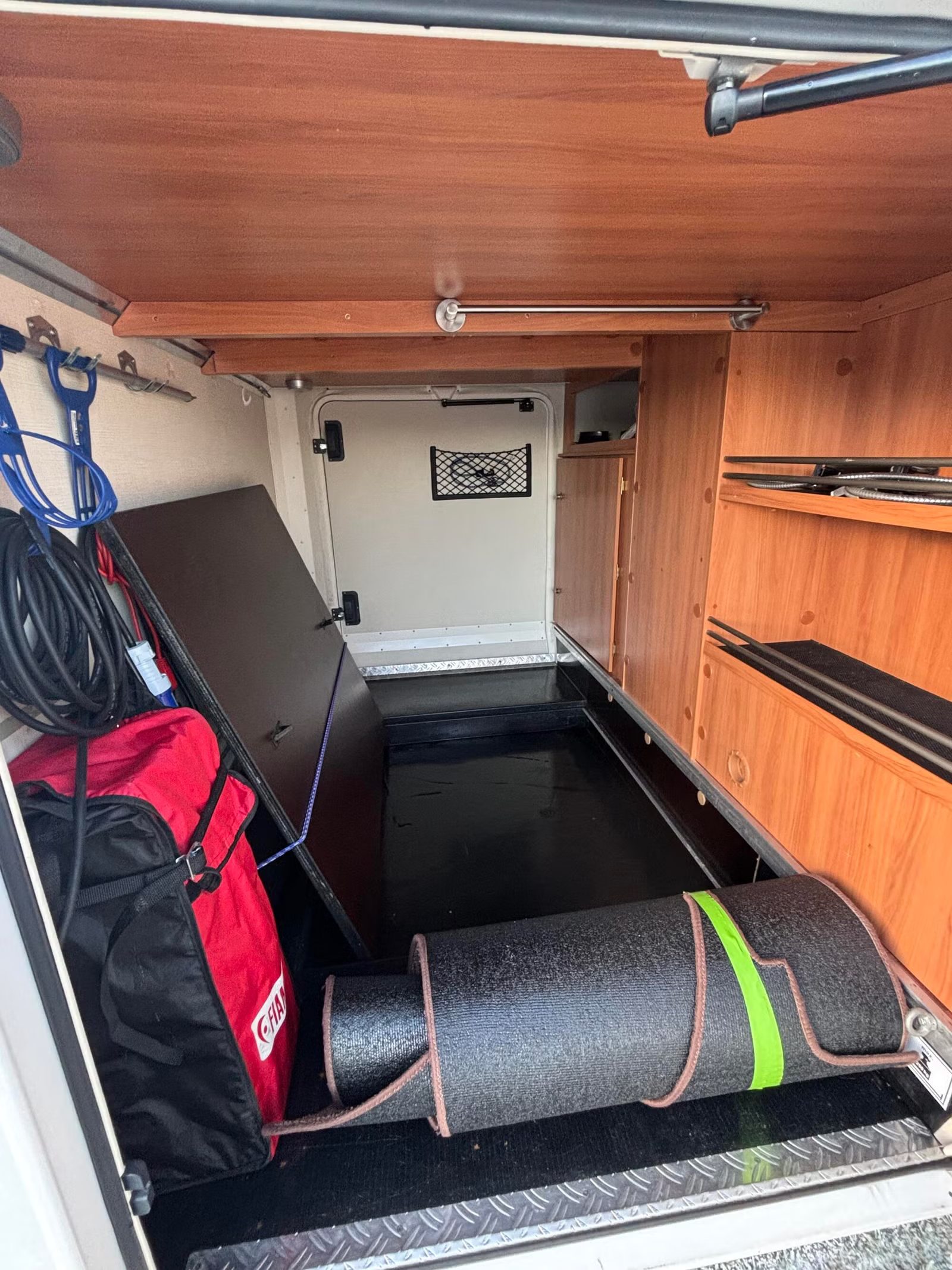 Hymer Exsis 588 2014 16