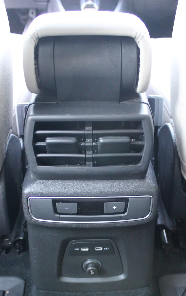 Audi Q4 e-tron 50 quattro Business plus 2022 8