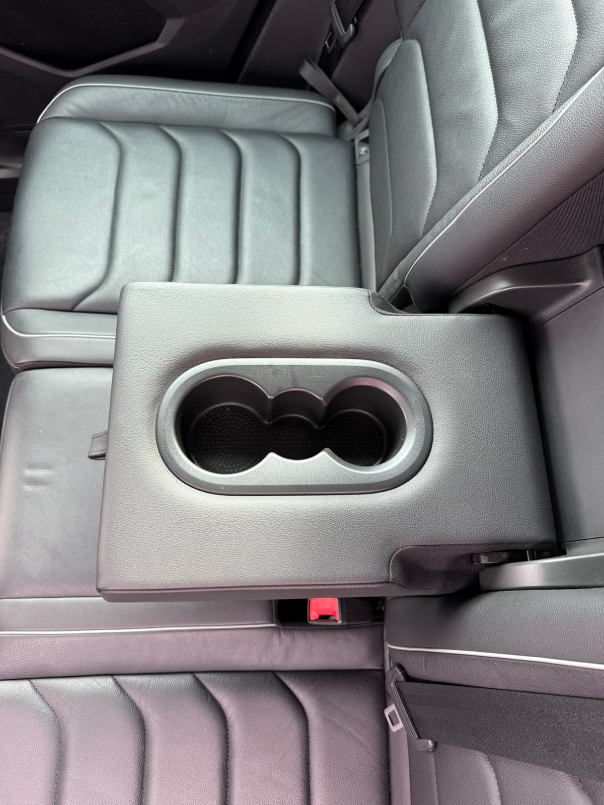 Volkswagen Tiguan eHybrid R-Line 2023 25