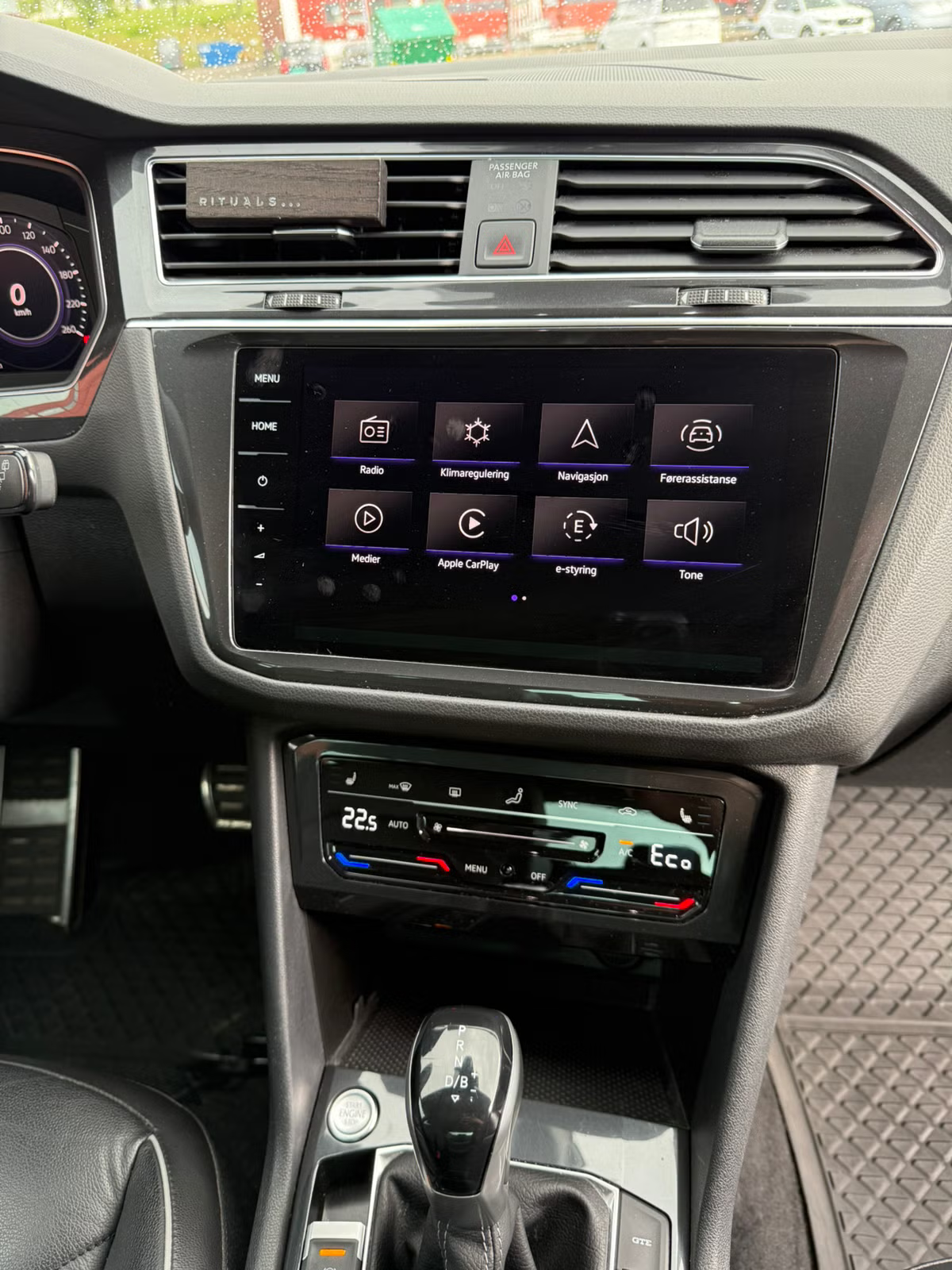 Volkswagen Tiguan eHybrid R-Line 2023 34