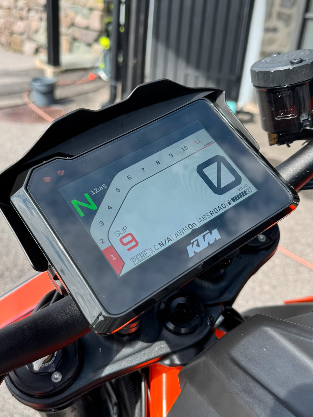 KTM 1290 Super Duke R 2020 26