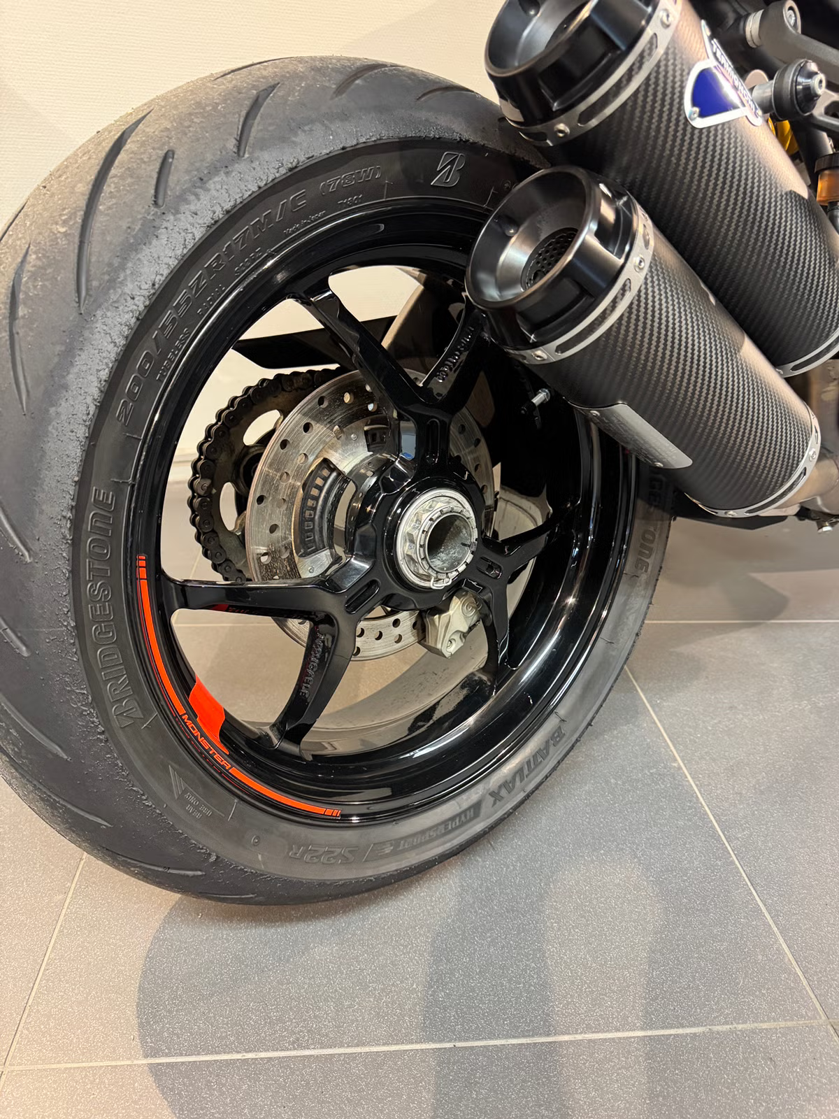 Ducati Monster 1200S 2017 25