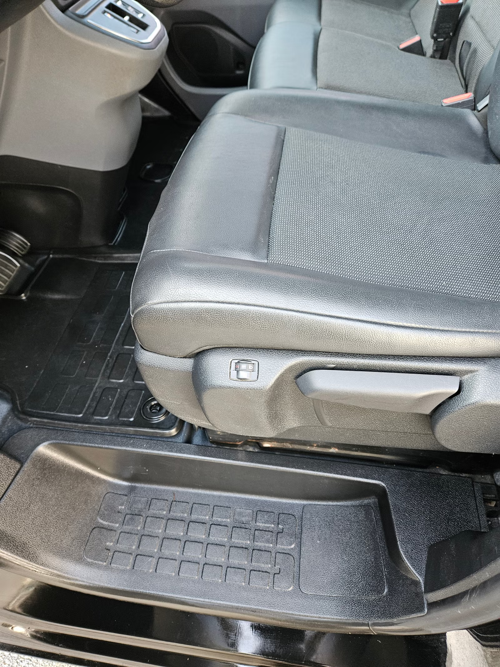 Peugeot e-Expert 2021 11