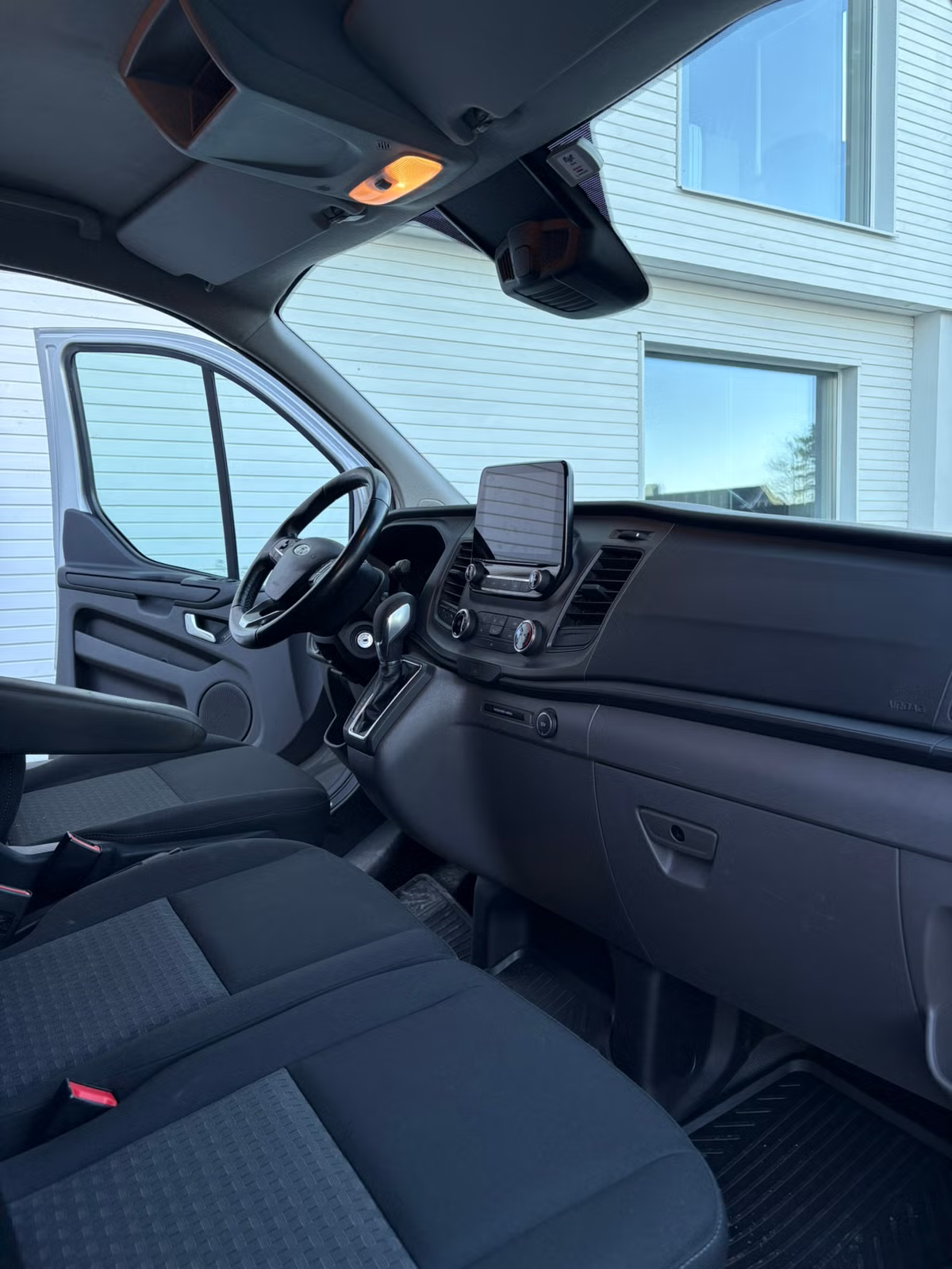 Ford Transit Custom 2019 9