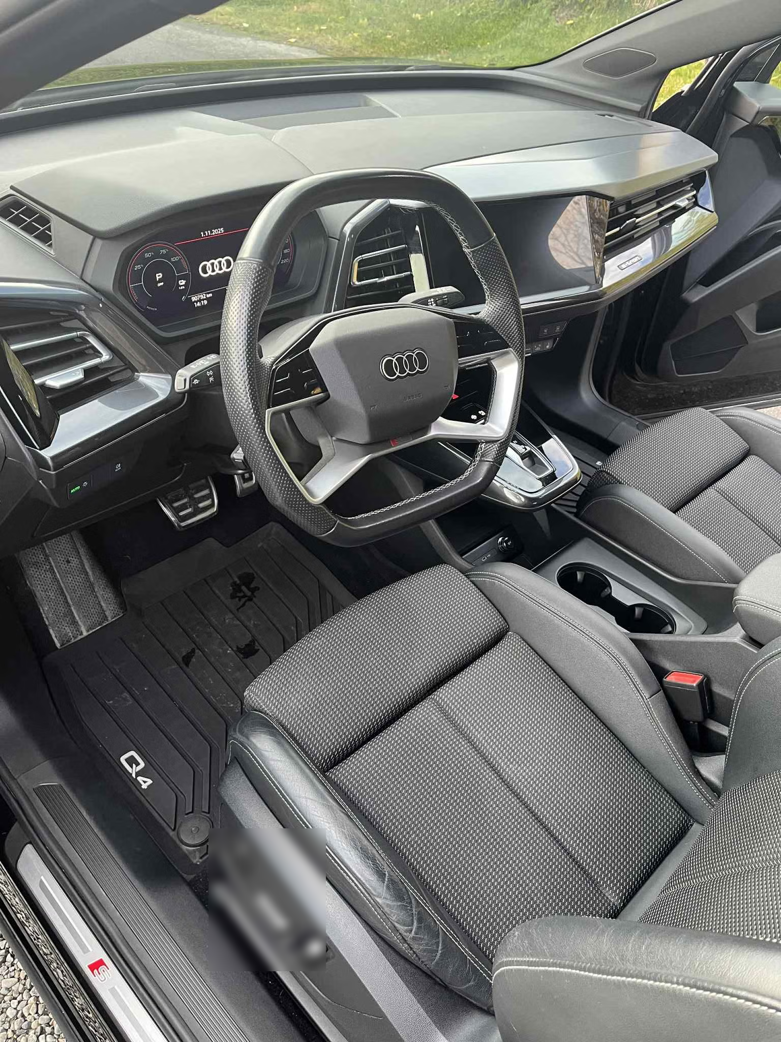 Audi Q4 e-tron 50 quattro 2022 8