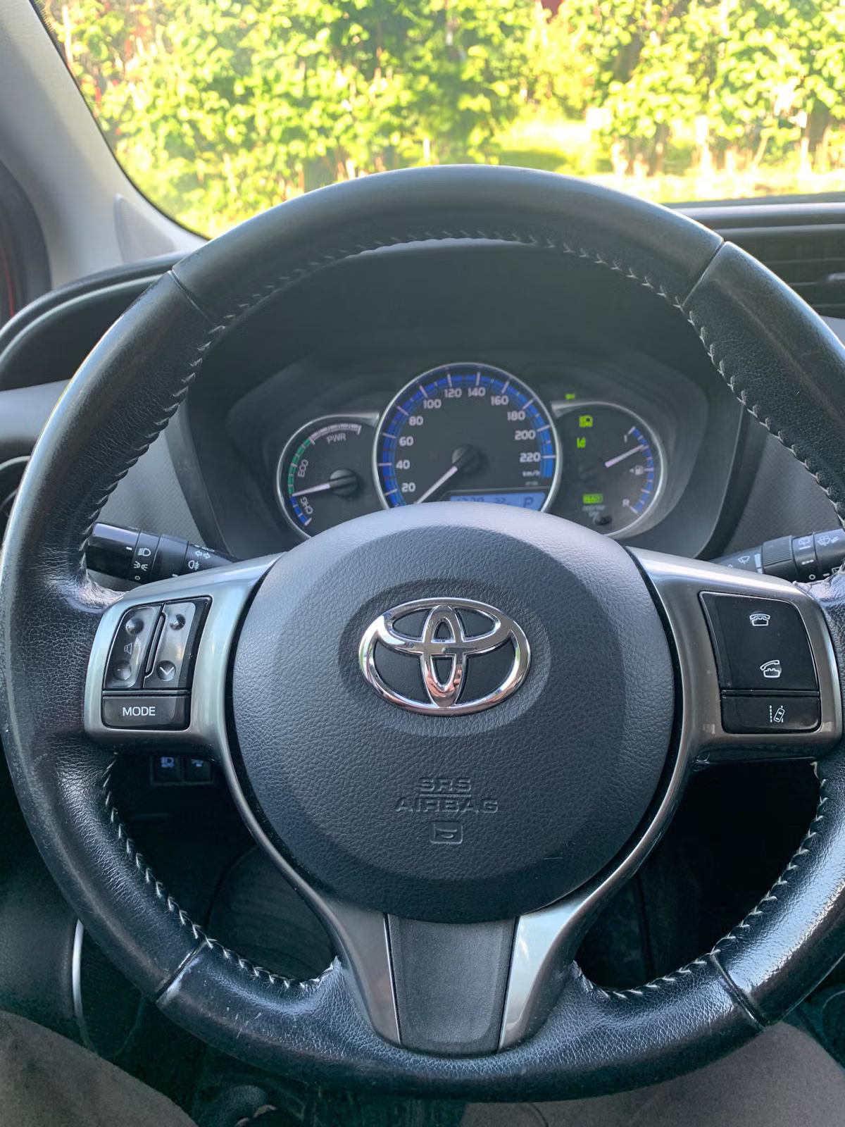 Toyota Yaris 2017 10