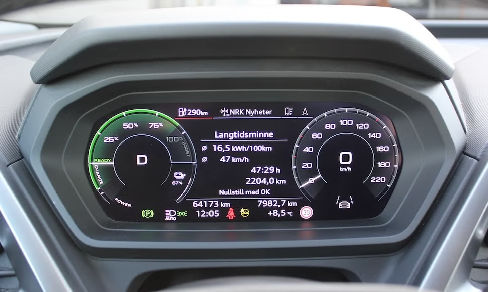 Audi Q4 e-tron 50 quattro Business plus 2022 18