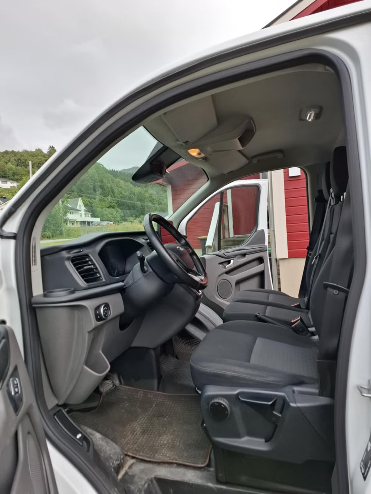 Ford Transit Custom 2020 13