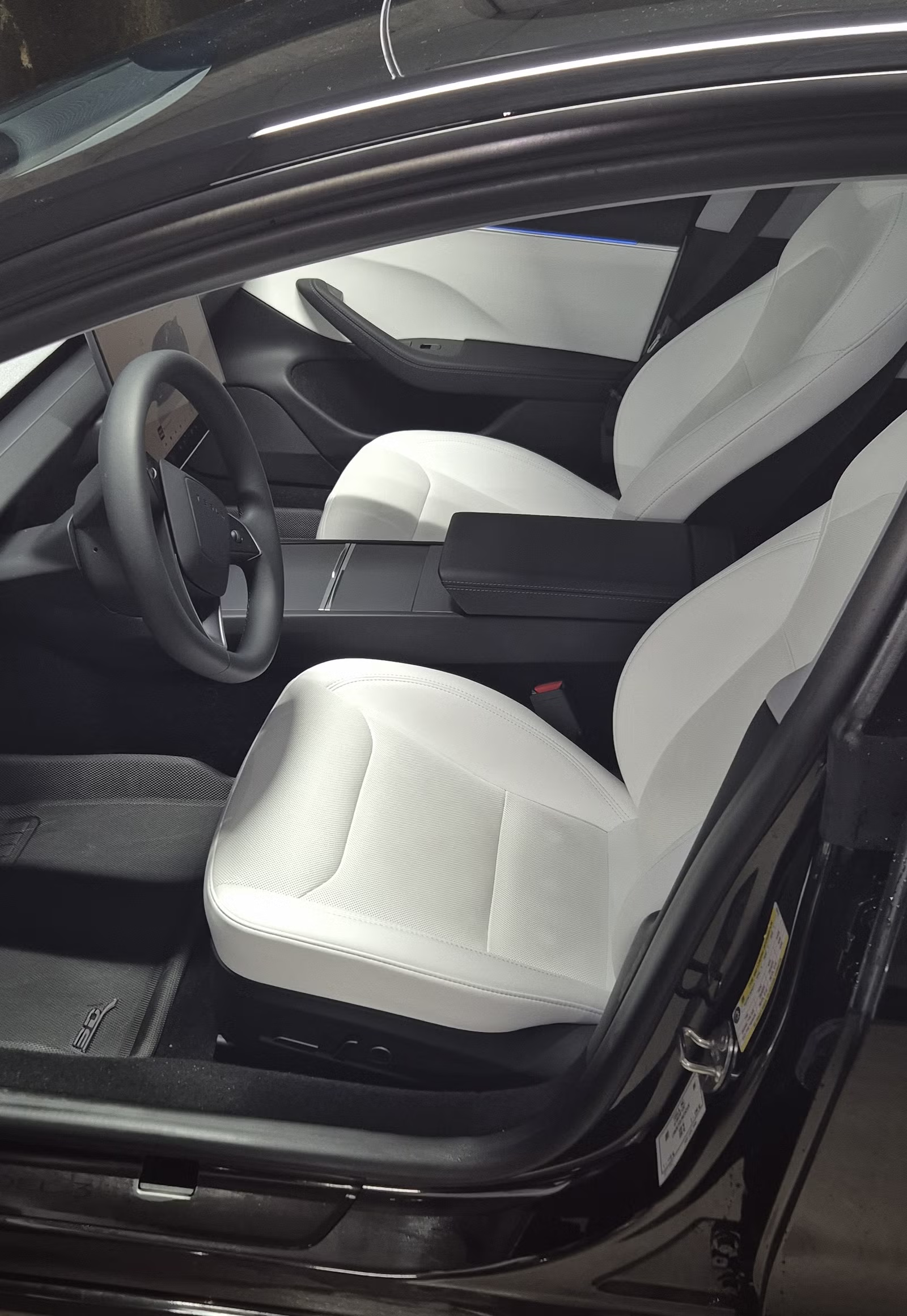 Tesla Model 3 2024 7