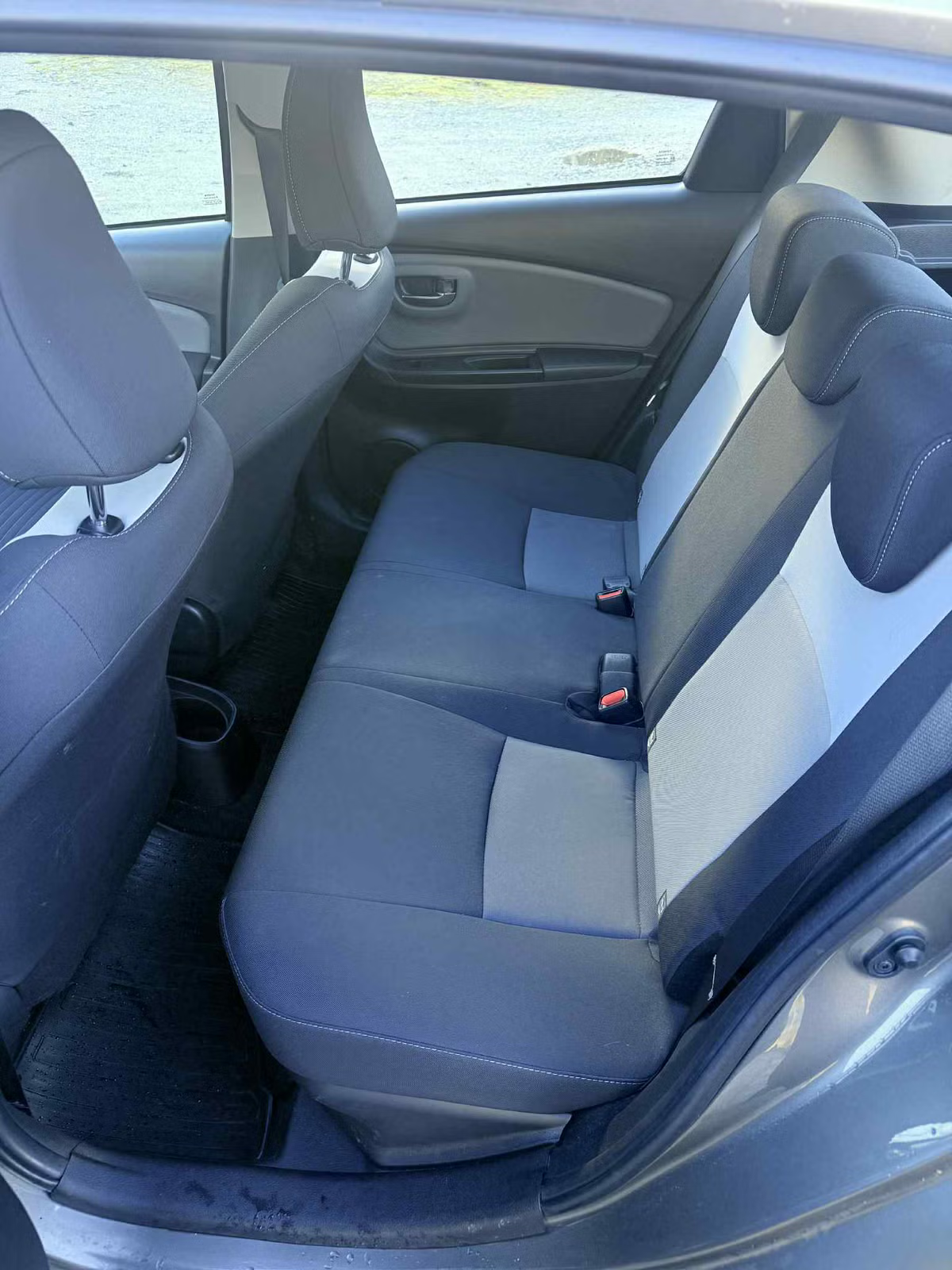 Toyota Yaris 2017 17