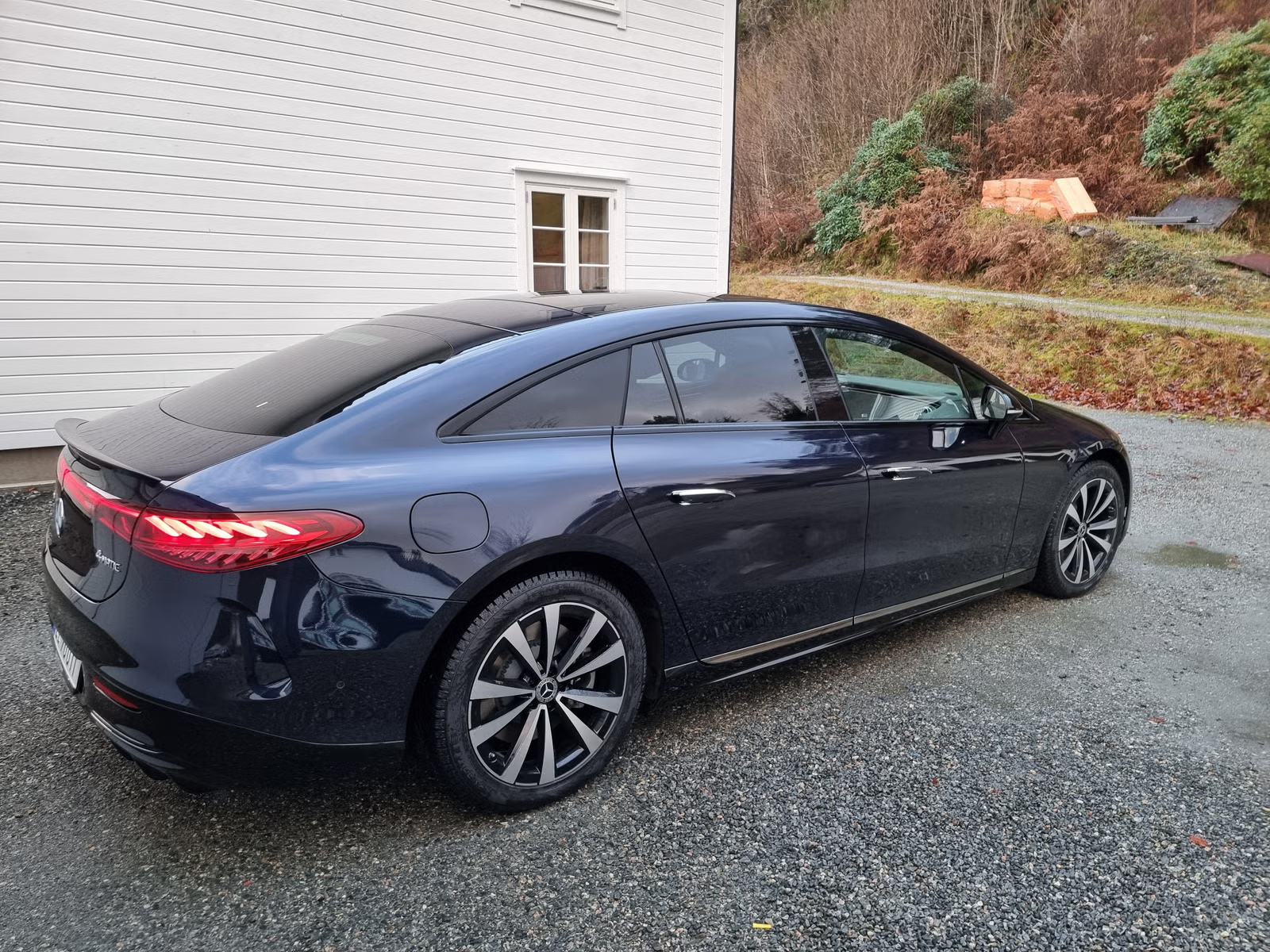 Mercedes-Benz EQS 2023 13