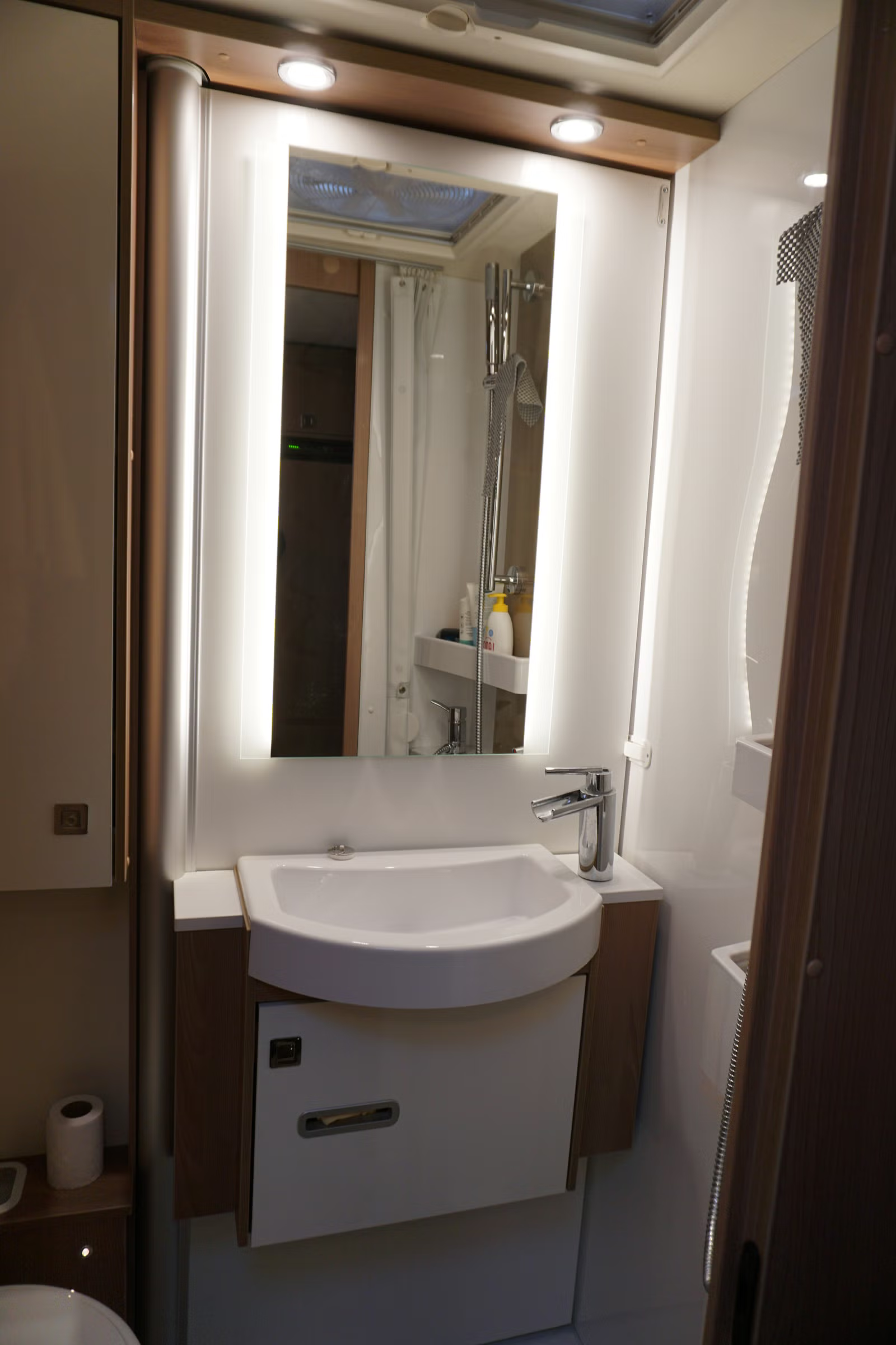 Burstner Bürstner Lyseo Édition Nordique 699 2018 35