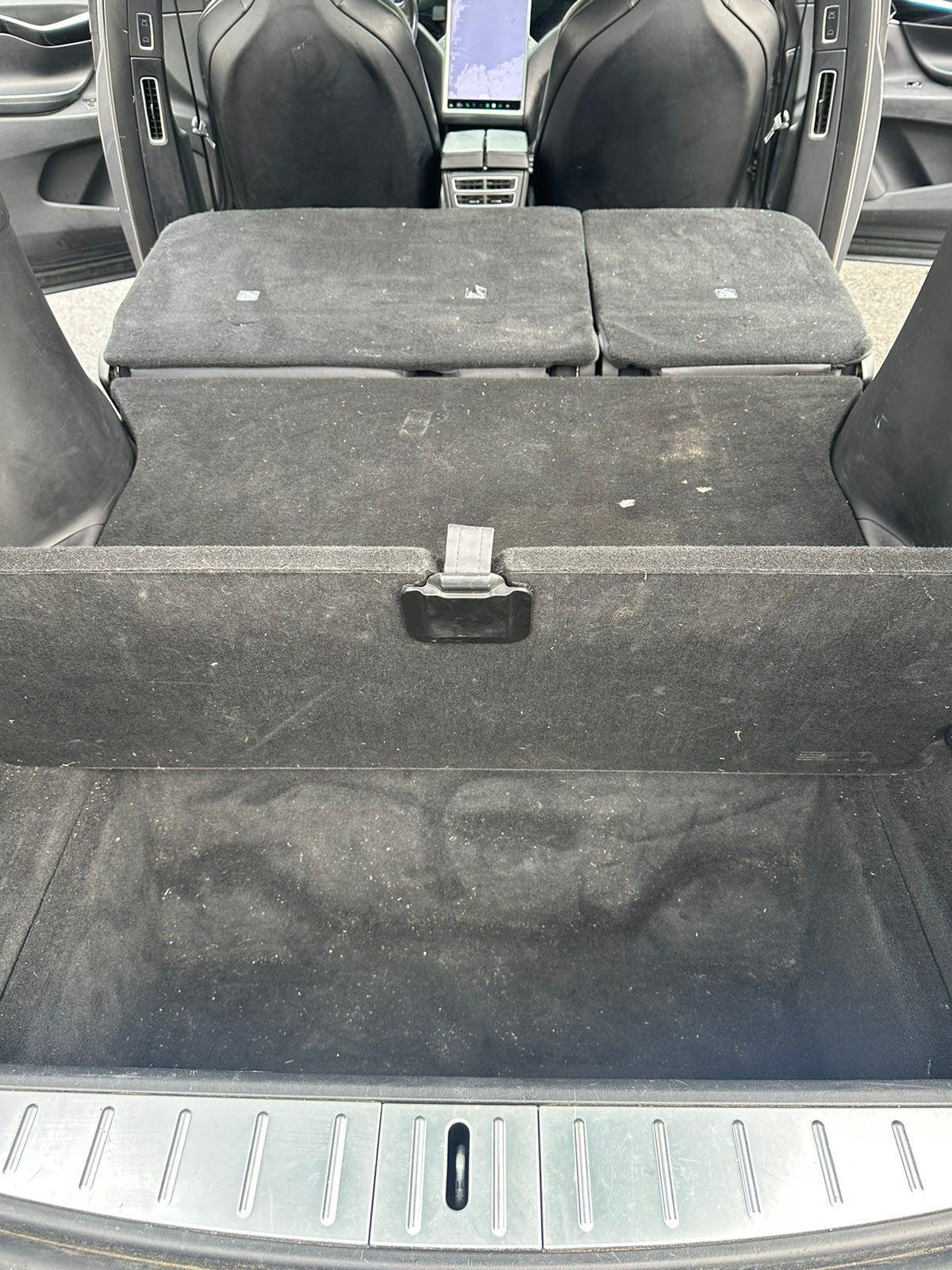 Tesla Model X 2018 26