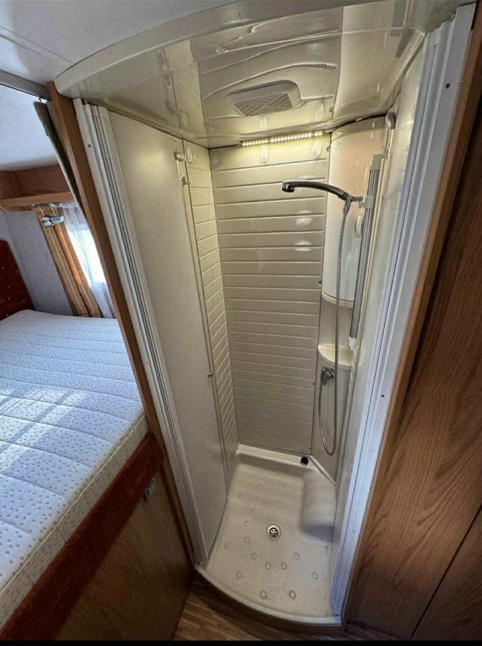 Burstner Elegance i 821 2008 22