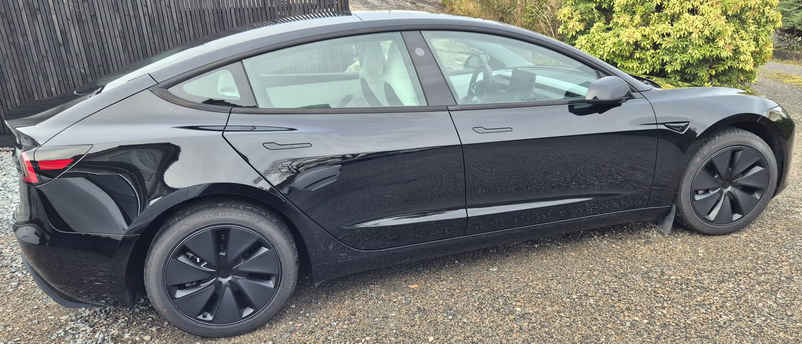 Tesla Model 3 2024 2