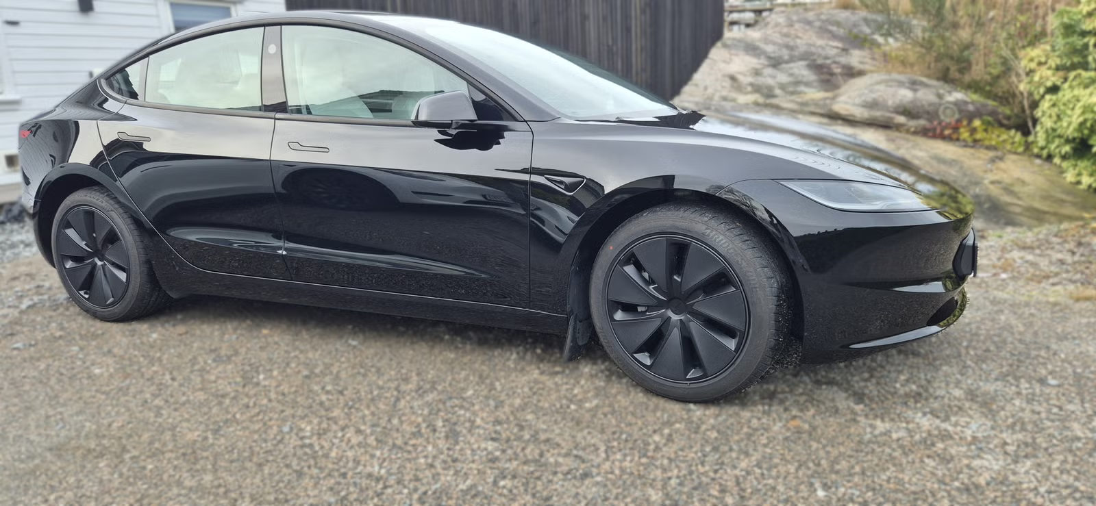 Tesla Model 3 2024 12