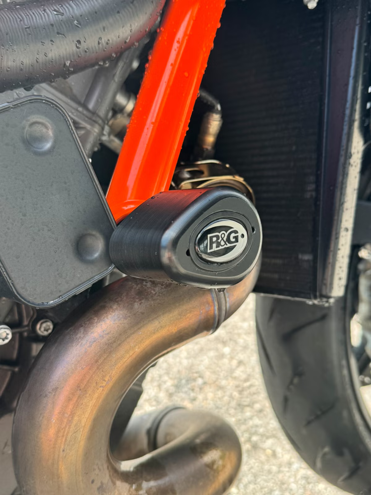 KTM 1290 Super Duke R 2020 10