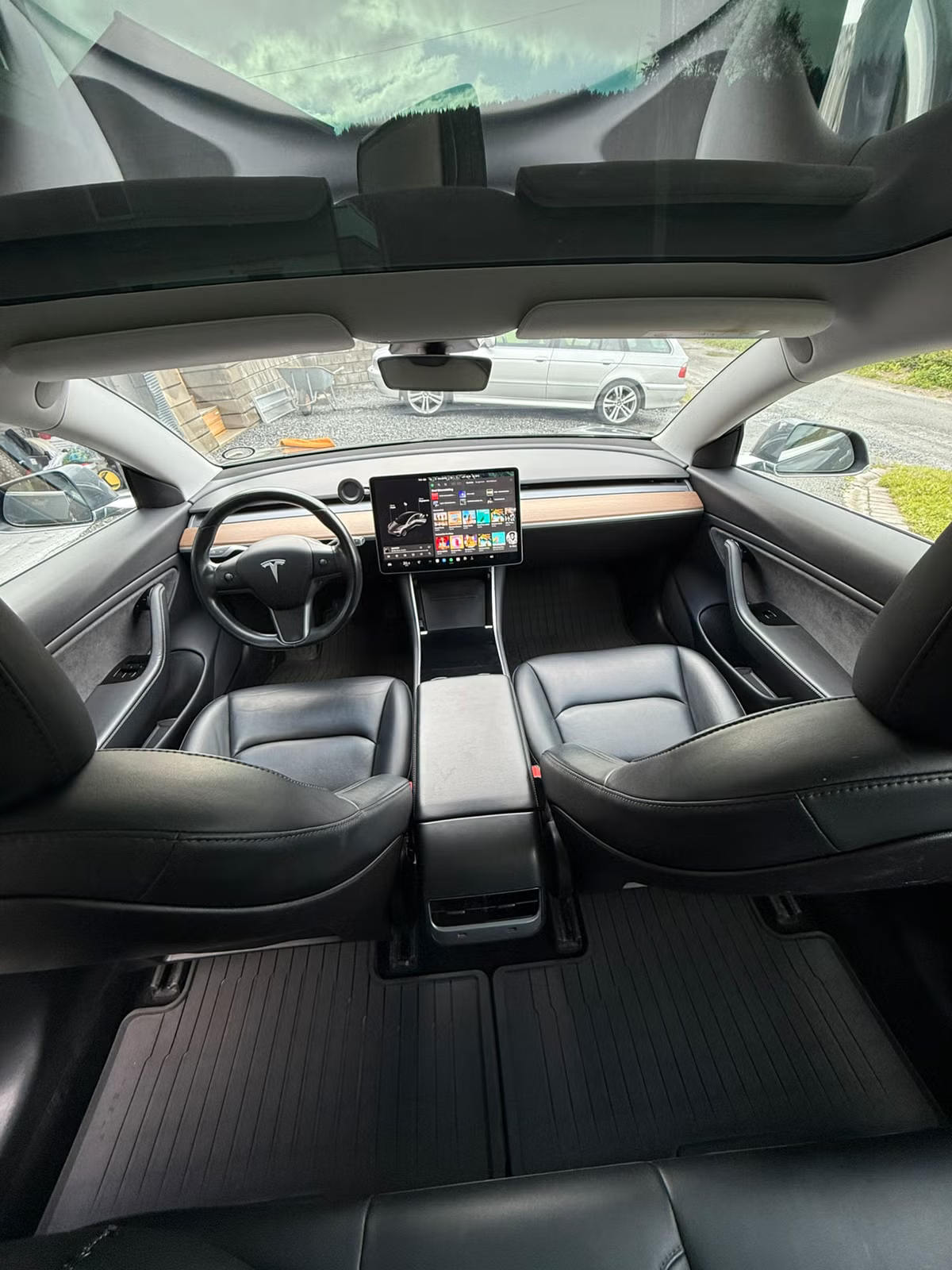 Tesla Model 3 2019 11