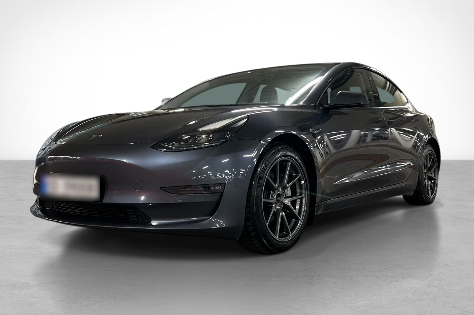 Tesla Model 3 2021 1