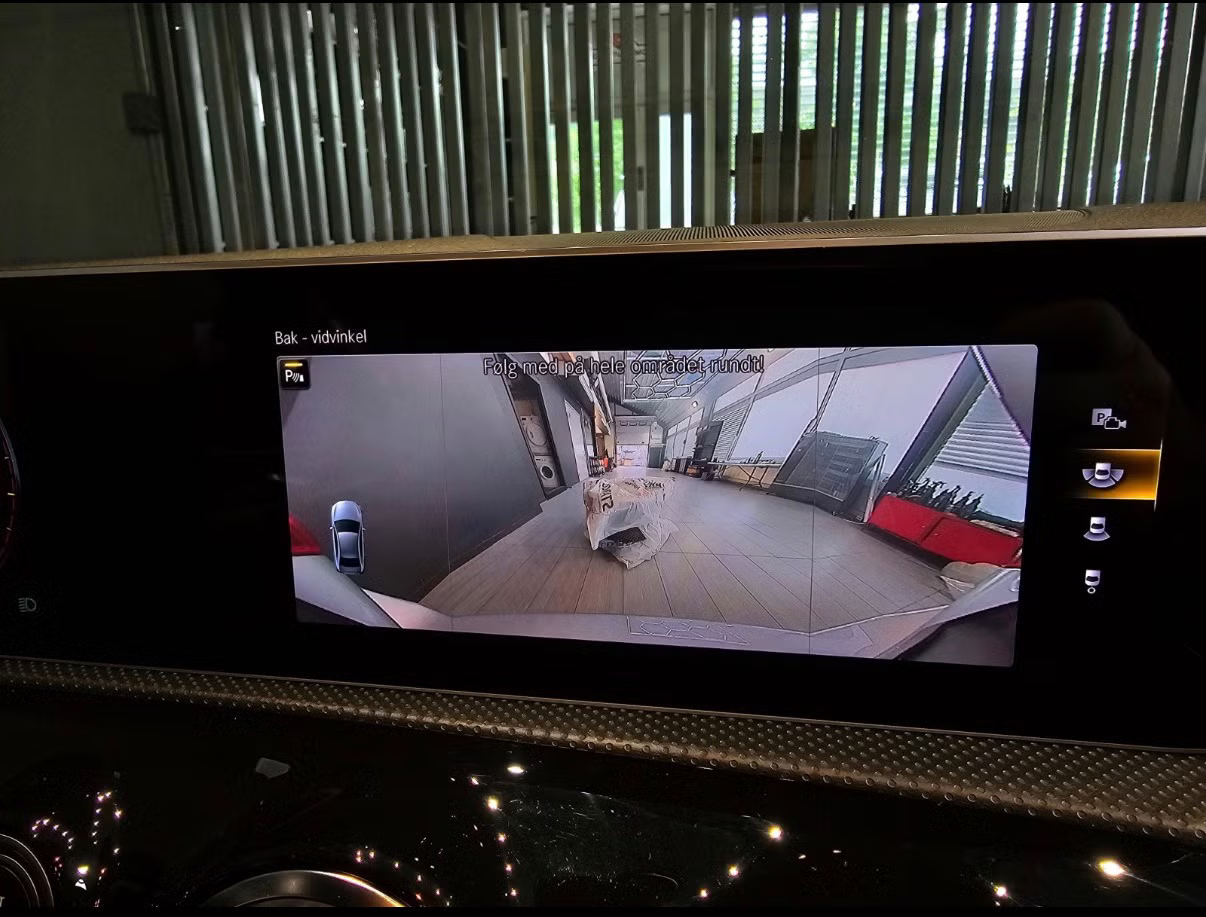 Mercedes-Benz A200 Sedan (AMG) 2019 3