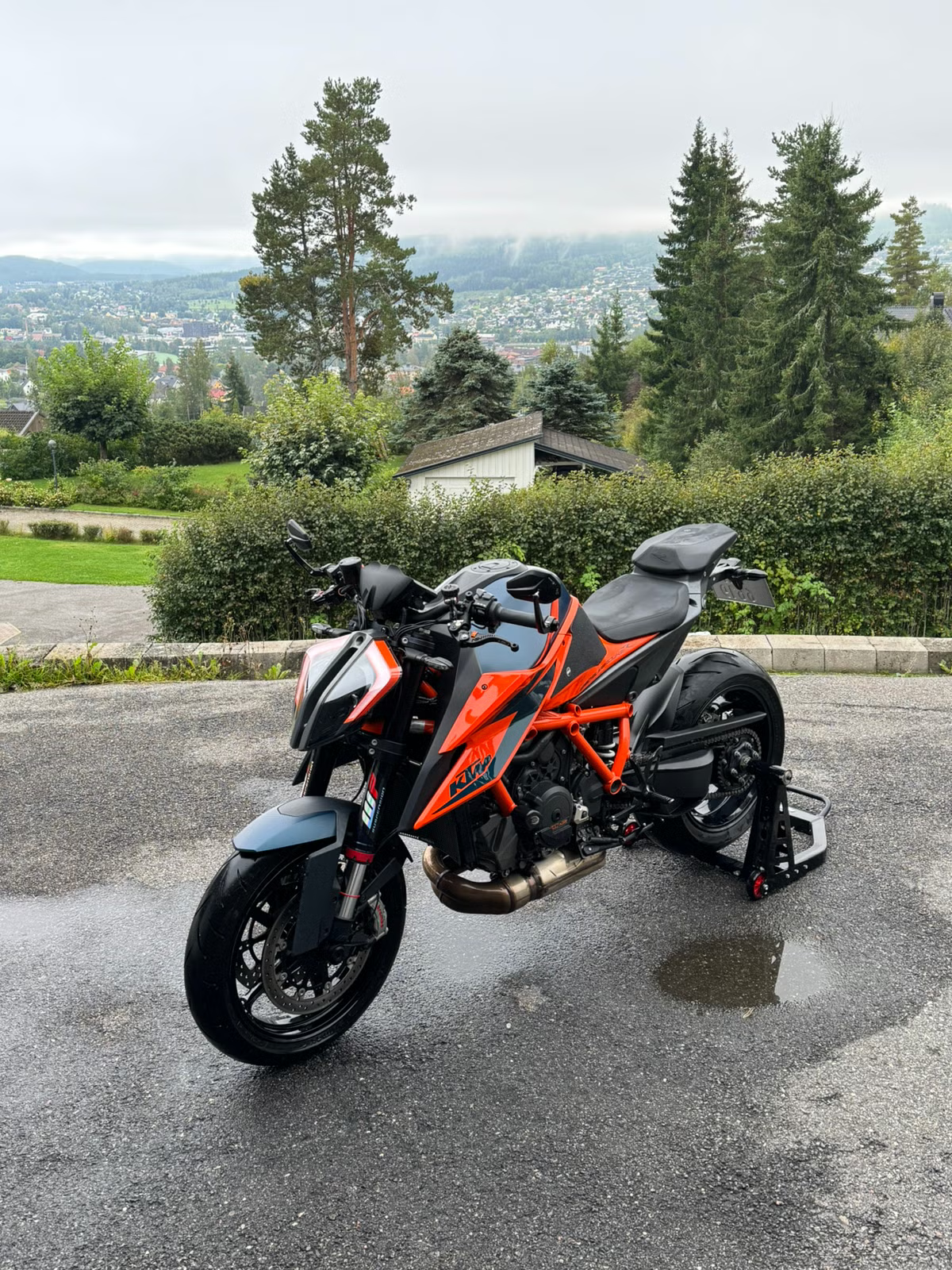 KTM 1290 Super Duke R 2020 3