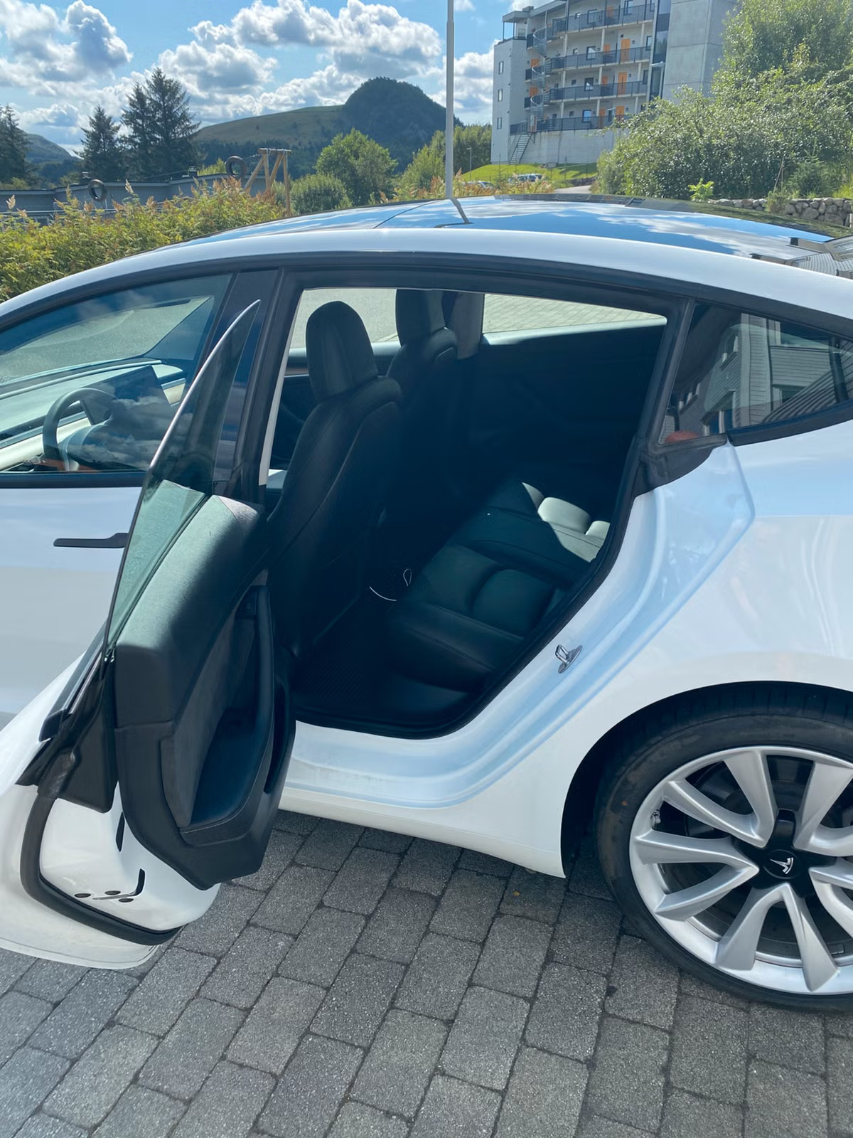 Tesla Model 3 SR+ 2021 10